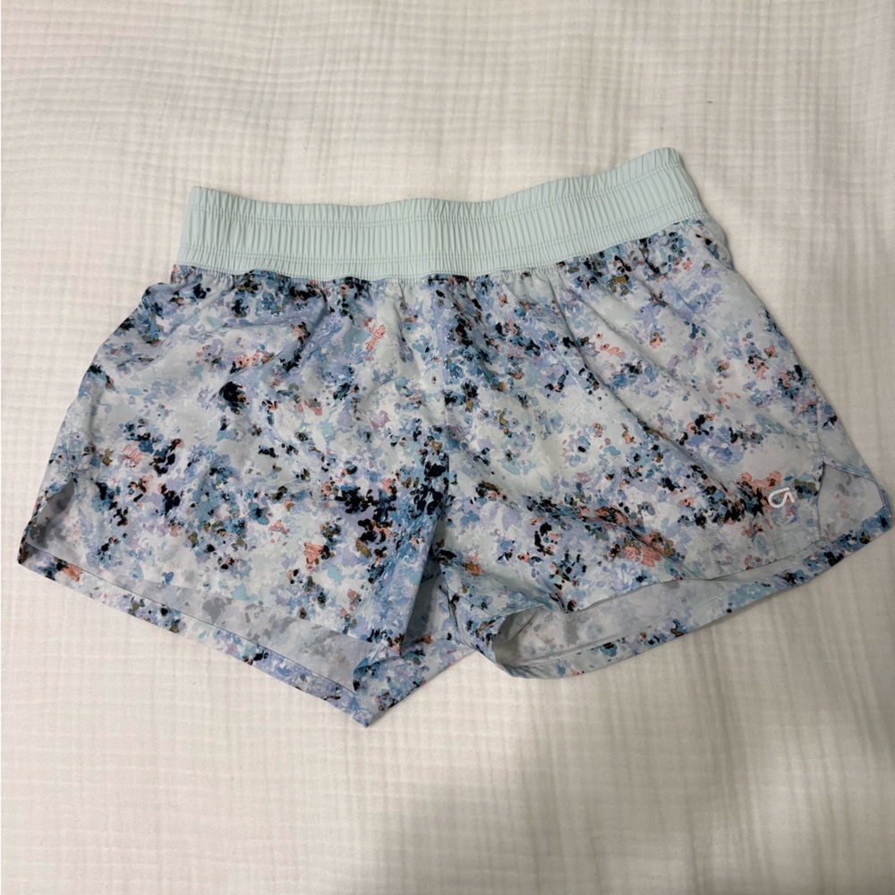 GAP Floral Patterned Women's Athletic Shorts